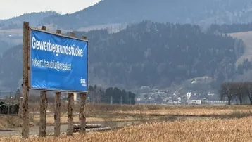 Expose Großartige Gewerbefläche (Bauland-Gewerbegebiet) mit 3.052 m² an der B 317 in Friesach zu verkaufen!