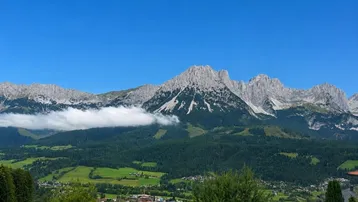 Expose Freizeitwohnsitz und Ski in / Ski out mit Kaiserblick