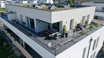 Expose exklusives Penthouse mit 65 m² Dachterasse I 94 m² Wohnfläche I zwei TG-Plätze I Klimaanlage I Linz - Pichling