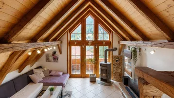 Expose Individuelles Wohnen auf zwei Etagen mit Balkon und Garten in Pfunds!