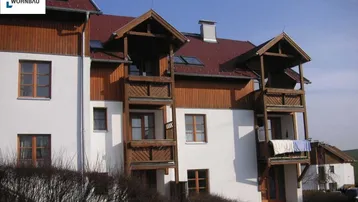Expose GEMÜTLICHKEIT IN KÖSTENDORF! Geförderte 3-Zimmer Dachgeschoßwohnung mit Balkon! Hohe Wohnbeihilfe möglich