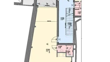 Detaillierter Grundriss mit offenem Bereich, Treppenhaus und separatem WC.