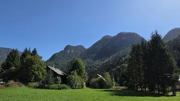 Expose Traumhaftes Grundstück in Gosau mit Zweitwohnsitzwidmung, 729 m² – Ihr Naturparadies um 229.000 €!