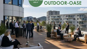 Exklusive Outdoor-Oase mit moderner Holzterrasse und Sitzgelegenheiten für geschäftliche Treffen oder Entspannung.