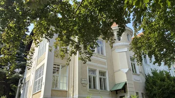 Expose Exklusive Stadtvilla mit 3 Wohneinheiten am Fuße des Mitterbergs - zu kaufen in 2500 Baden