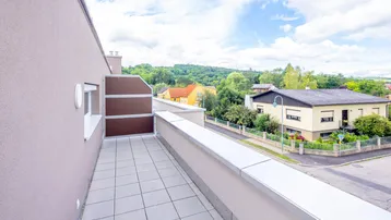 Expose Moderne 2 Zimmerwohnung mit großer Terrasse - Wohnzuschuss möglich