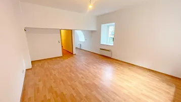 Expose 1-Zimmer-Seniorenwohnung in Schwarzau/Gebirge
