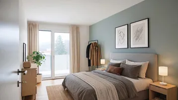 Helles Schlafzimmer mit modernem Design, Holzboden und Zugang zu einem Balkon.