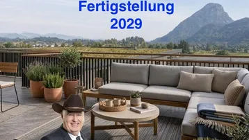 Geräumige Dachterrasse mit moderner Lounge-Möblierung, Topfpflanzen und atemberaubendem Bergblick.