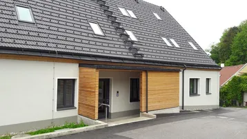 Expose Moderne Familienwohnung mit Parkplatz und Balkon im Wienerwald