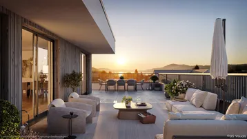 Geräumige Dachterrasse mit Lounge-Möbeln, Essbereich und weitem Blick auf den See bei Sonnenuntergang.