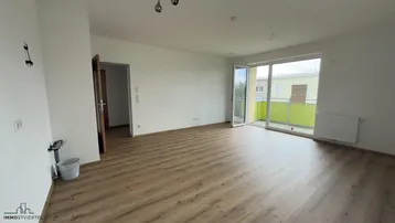 Expose Große Wohnung mit Balkon in zentraler Lage in Ybbs! 1 Monat Mietfrei!!