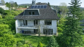 Expose FAMILIENVILLA IN TRAUMLAGE MIT UNVERBAUBAREM AUSBLICK IN GABLITZ