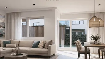 Heller Wohn-Essbereich mit modernem Design, Holzboden und Zugang zum Garten.