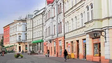 Expose Historisches Wohn- und Geschäftshaus mit modernem Neubautrakt und Dachterrasse