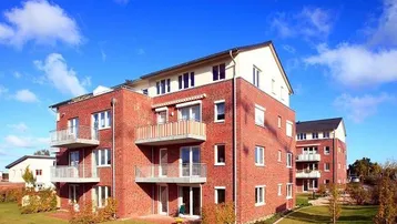 Expose Wohnkomfort auf rund 76 m² mit Balkon und zwei Stellplätzen