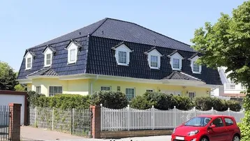 Expose Traumhaftes Anwesen mit Villa, großzügigem Pferdestall &amp; Garage