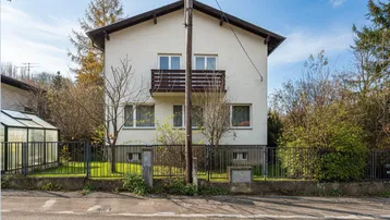 Expose Wo das Grün den Ton angibt!
