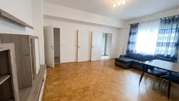 Expose möblierte Stadtwohnung im EG in zentraler Lage - ab sofort beziehbar!