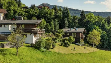 Expose Traditionelles Tiroler Chalet im K-Stil