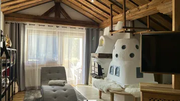 Expose Sonnige Dachgeschosswohnung mit Tiroler Charme &amp; großem Balkon – Wohnen im Herzen der Ötztaler Alpen!