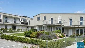 Expose Großzügiges Reihenhaus mit Garten / Top 3-1