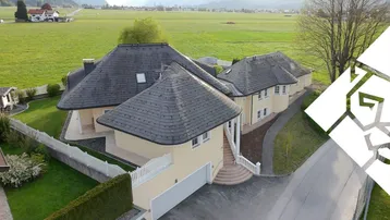 Expose Ein Anwesen, das Maßstäbe setzt - Luxusvilla mit Pool zu kaufen!