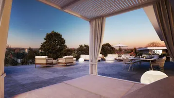 Geräumige Dachterrasse mit stilvollen Lounge-Möbeln und Essbereich für entspannte Abende.