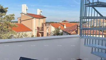 Expose Haus Verkauf - renoviertes Haus an ausgezeichneter Lage mit zwei Apartments und wunderschönem Blick, Medulin!