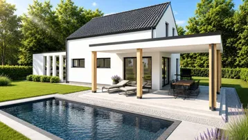 Modernes Einfamilienhaus mit Swimmingpool, großer Terrasse und gepflegtem Gartenbereich unter blauem Himmel.