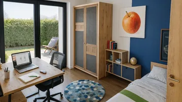 Helles Schlafzimmer mit Arbeitsbereich, Holzboden und direktem Zugang zum Garten.