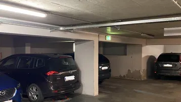 Expose Sicheres Parken in Graz - Miete jetzt eine Garage in zentraler Lage ab € 149,00 neben TU-Graz!
