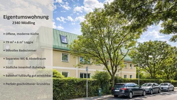 Mehrfamilienhaus mit grüner Umgebung und parkenden Autos auf der Straße.