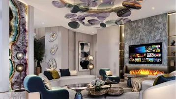 Luxuriöses Wohnzimmer mit modernem Design, eleganten Möbeln, Kamin und einzigartiger Deckenbeleuchtung.