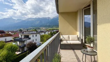 Expose Rum: Helle Anlegerwohnung mit sonnigem, hofseitigem Südwestbalkon, Gemeinschaftsgarten und langfristiger Vermietung