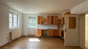 Expose Helle 3-Zimmerwohnung mit Garten