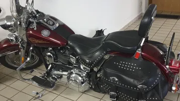 Expose Motorrad-Abstellplatz