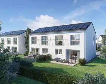 Moderne Doppelhaushälften mit Solaranlagen auf dem Dach und privaten Gärten mit Terrassen.