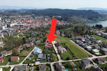 Architektenvilla mit offenem Sichtdachstuhl auf 1.300 m² Traumgrundstück in Völkermarkt