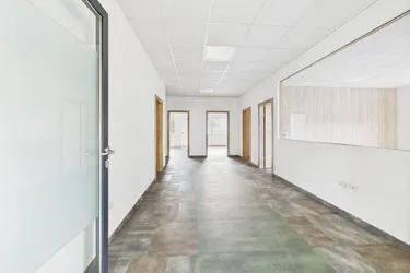 *Erstbezug + PROVISIONSFREI*: 152m² Büro/Praxisflächen in St. Andrä – modern, flexibel + zentral gelegen