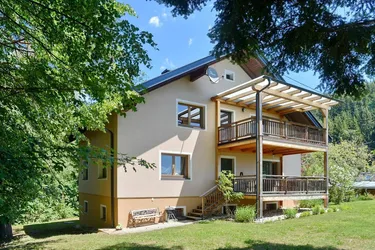 Expose Zweifamilienwohnhaus mit Karawankenblick in St. Urban / Kärnten