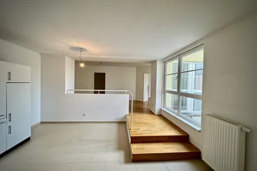 Ruhige 3-Zimmer-Wohnung mit Balkon in zentraler, grüner Lage von Hietzing