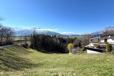 Hanggrundstück in Traumlage von Innsbruck-Vill