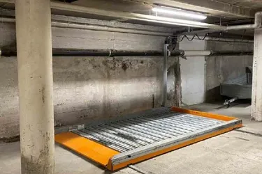 Expose Tiefgaragenstellplatz
