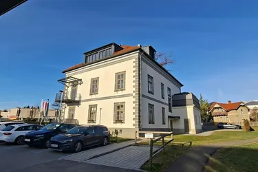 helle, freundliche Wohnung 