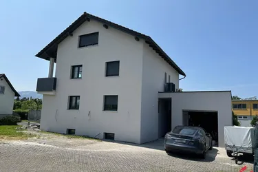 Neuwertige 3,5-Zimmer-Dachgeschosswohnung in toller Lage in Fußach zu vermieten!
