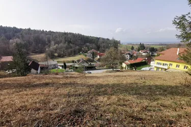 Baugrundstück mit traumhaften Fernblick in ruhiger Lage
