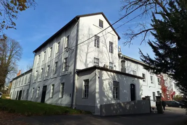 Stylische Büro- oder Praxisfläche in Ternitz, Ortsteil Pottschach zu vermieten