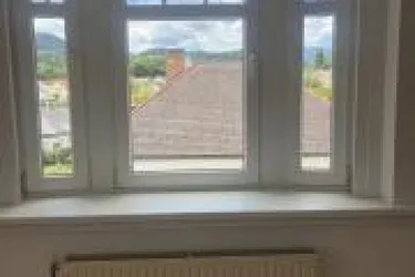 Dein neues Zuhause mitten in Gloggnitz – 2 Zimmer für Singles oder Paare