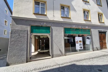 Geschäftslokal in bester Innenstadtlage zu vermieten